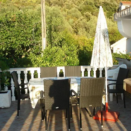 Romantic With Sea View Vinisce, Dalmatia Vinisce