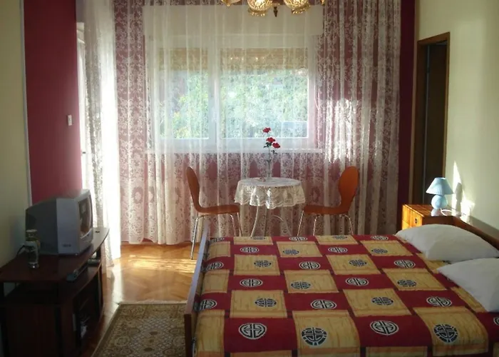 Romantic With Sea View Vinie, Dalmatia