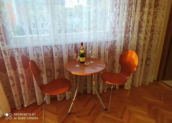 Romantic With Sea View Vinie, Dalmatia Apartman