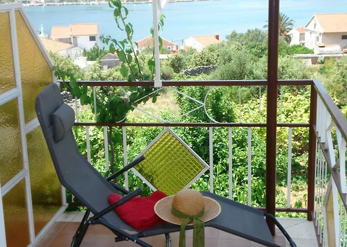 Romantic With Sea View Vinie, Dalmatia *